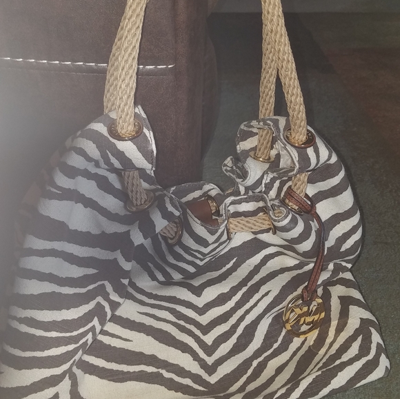 Michael Kors hobo zebra handbag - Picture 2 of 2